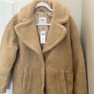Abercrombie & Fitch Teddy Bear Coat size Medium
